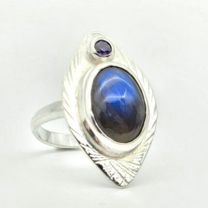 Anillo Tian con labradorita